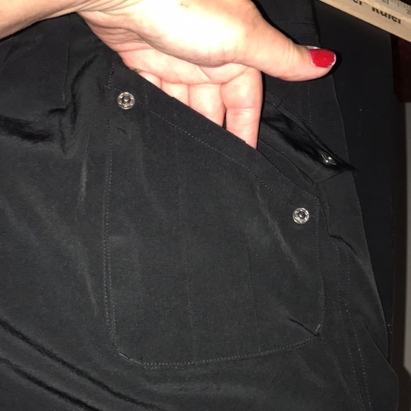 Diane Von Furstenberg DVF size 14 black silk cargo shorts - Picture 4 of 14